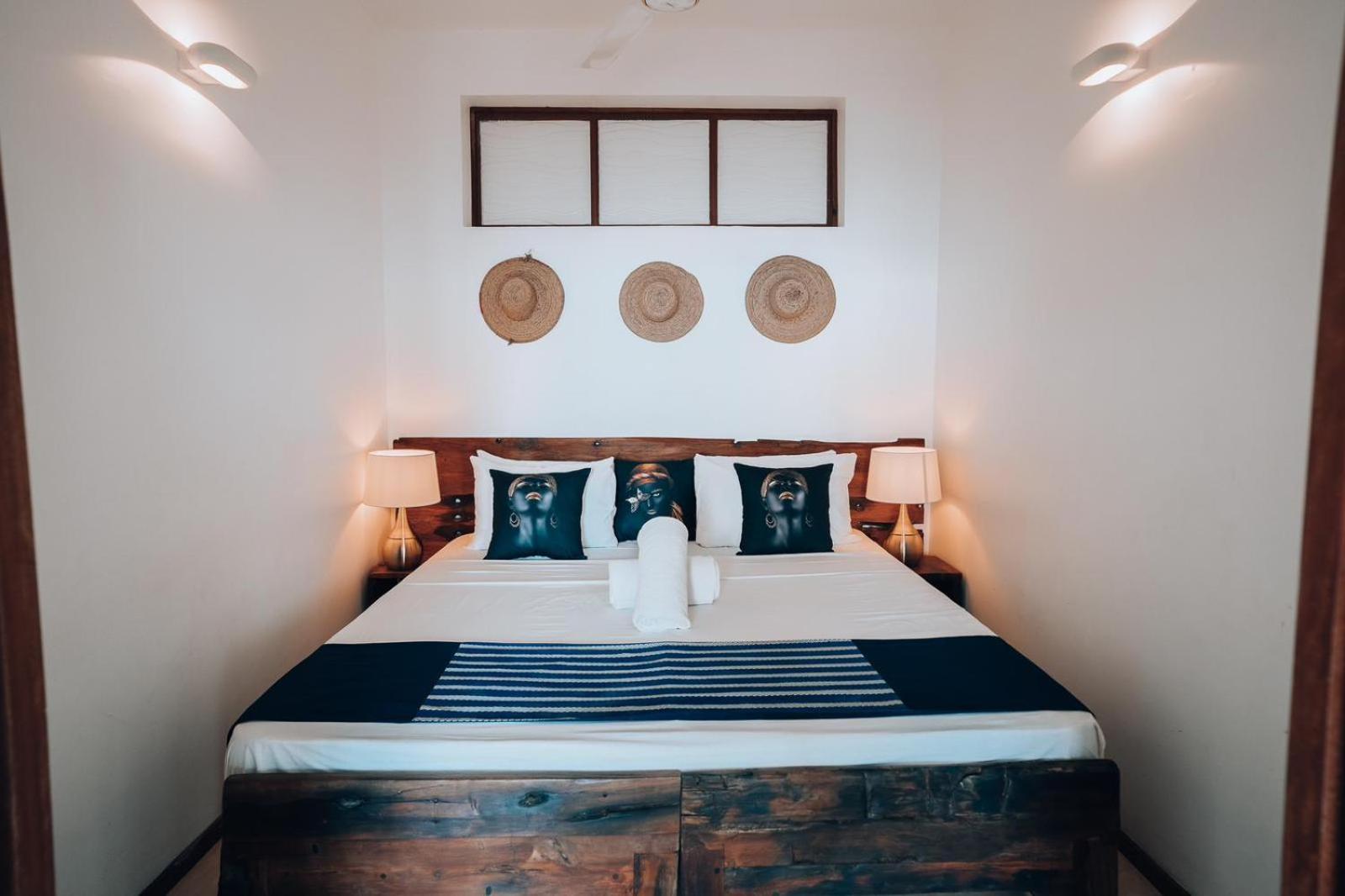 Sunrise Hotel Джамбиани Екстериор снимка
