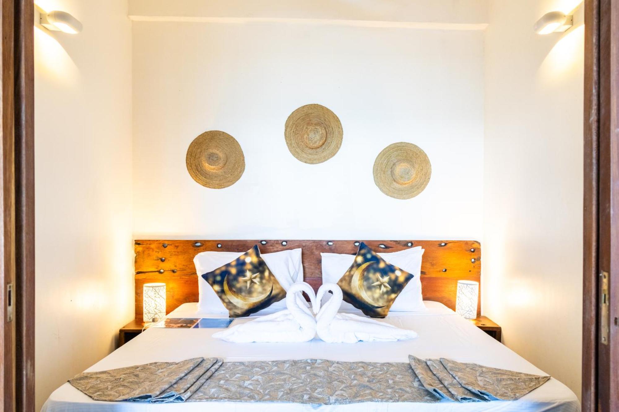 Sunrise Hotel Джамбиани Екстериор снимка