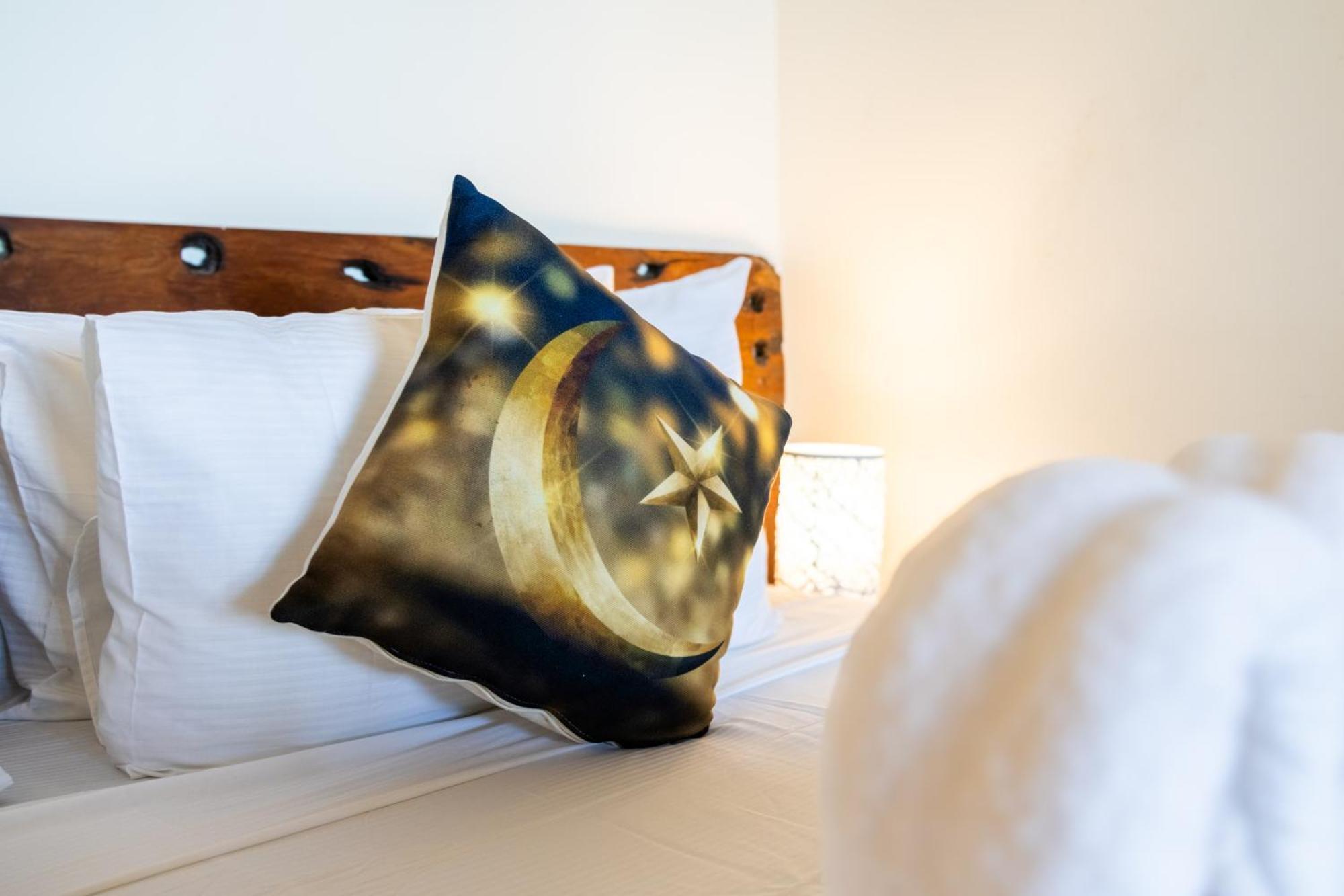 Sunrise Hotel Джамбиани Екстериор снимка